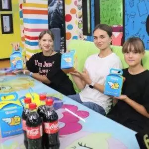 Відвідування розважального центру для емоційного розвантаження та стабілізації психологічного стану дітей.